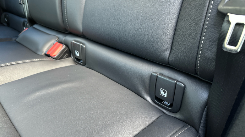 Volvo XC40 2.0 B3P Plus Dark 5dr Auto Petrol Estate